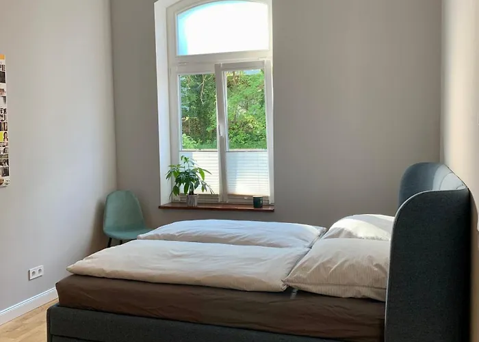 Alexandra 1897 Wohnund Nicole * Bad Wildungen